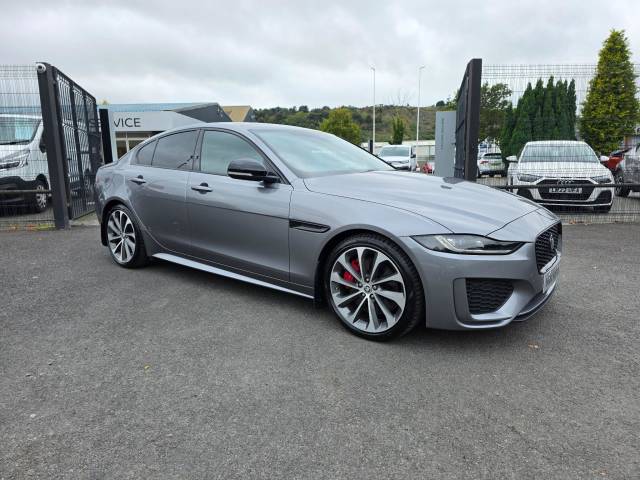 Jaguar XE 2.0 D200 MHEV R-Dynamic HSE Black Saloon 4dr Diesel Auto Euro 6 (s/s) (204 ps) Saloon Diesel