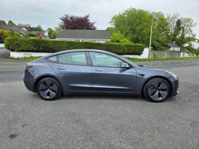 2022 Tesla Model 3 (Dual Motor) Long Range Auto 4WDE 4dr