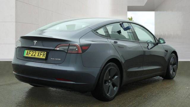 2022 Tesla Model 3 (Dual Motor) Long Range Auto 4WDE 4dr