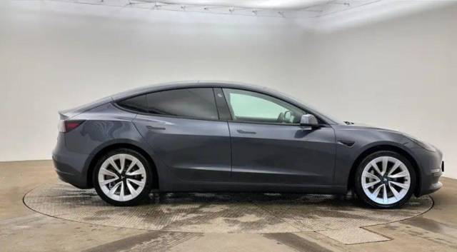 2020 Tesla Model 3 (Dual Motor) Long Range Auto 4WDE 4dr