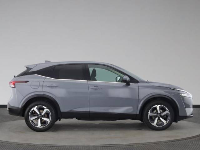2023 Nissan Qashqai 1.3 DIG-T MHEV N-Connecta XTRON Euro 6 (s/s) 5dr