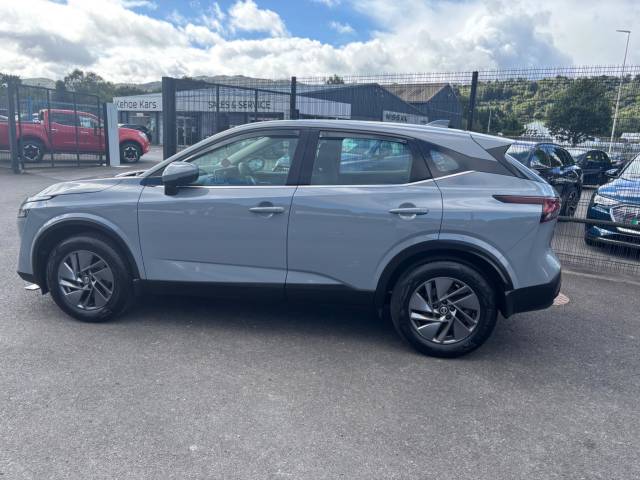 2022 Nissan Qashqai 1.3 DIG-T MHEV Acenta Premium Euro 6 (s/s) 5dr