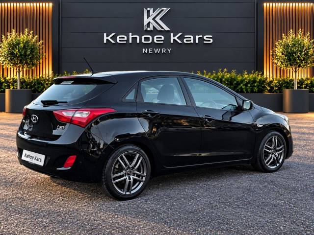 2014 Hyundai i30 1.6 CRDi Blue Drive Active Euro 5 (s/s) 5dr